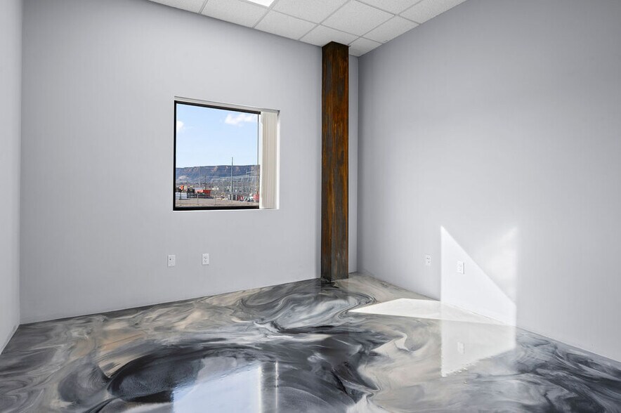 More Photos Of 787 Valley Ct, Grand Junction Office For Lease