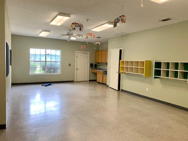 More Photos Of 16255 Longenbaugh Dr, Houston Daycare Center For Lease