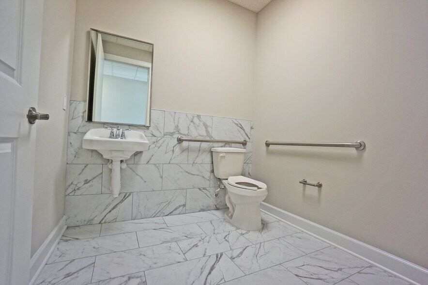 More Photos Of 23410 Grand Reserve Dr, Katy Medical For Lease