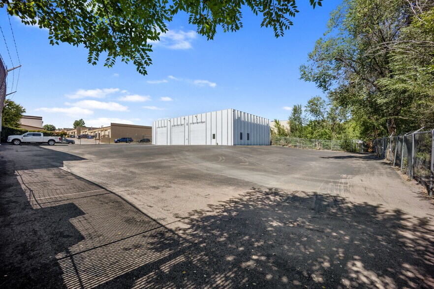 More Photos Of 3580 Chelton Loop N, Colorado Springs Warehouse For Sale