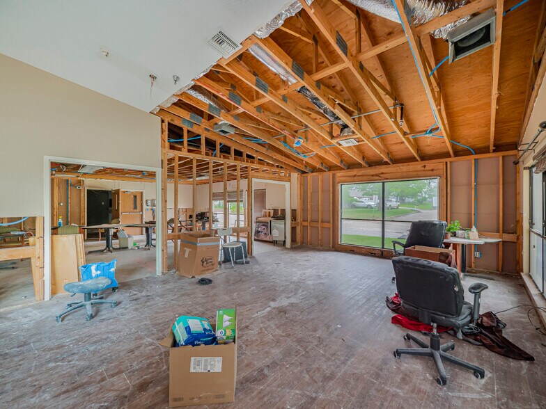 More Photos Of 700 Dyer St, Rockdale Healthcare For Sale
