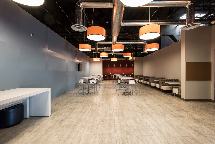 More Photos Of 14647 S 50th St, Phoenix Unknown For Lease