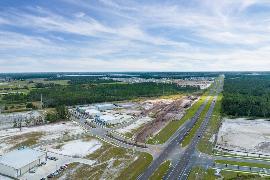 More Photos Of 6490 Way Point Blvd, Saint Cloud Light Distribution For Sale