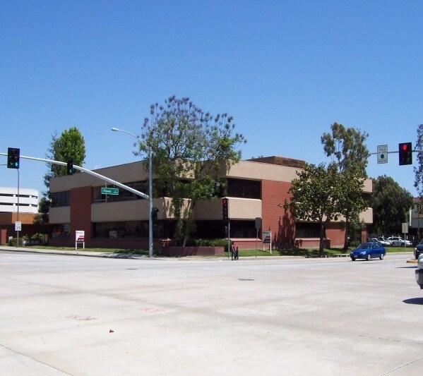 More Photos Of 888 W Santa Ana Blvd, Santa Ana Medical For Sale