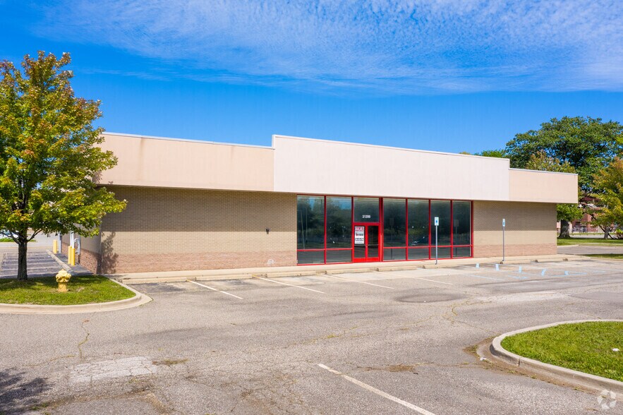 Primary Photo Of 31200 Michigan Ave, Westland Freestanding For Lease