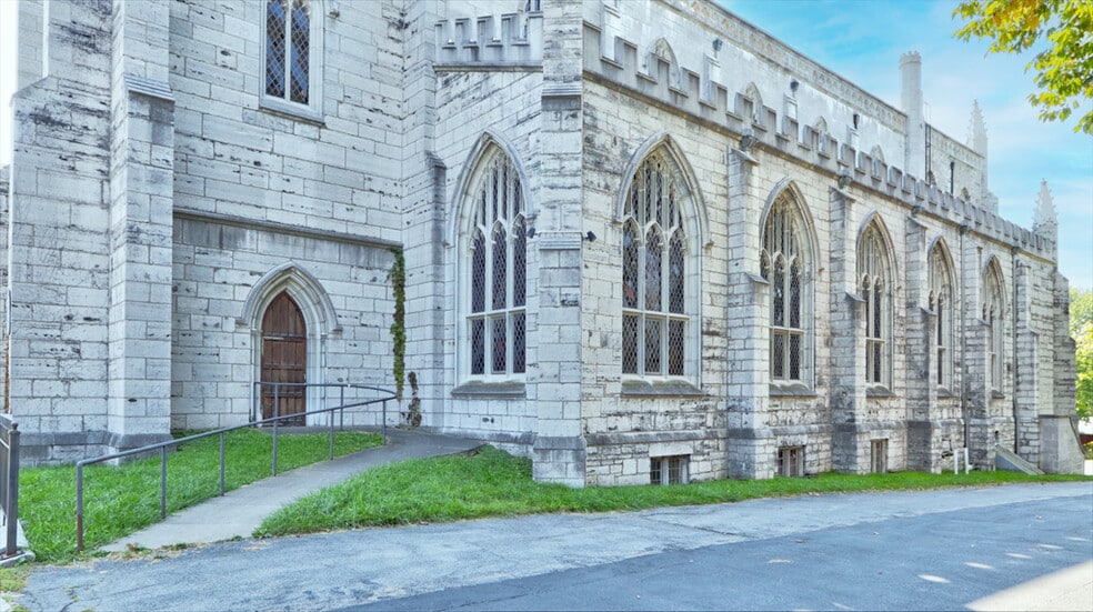 More Photos Of 520 S Main St, Geneva Religious Facility For Sale