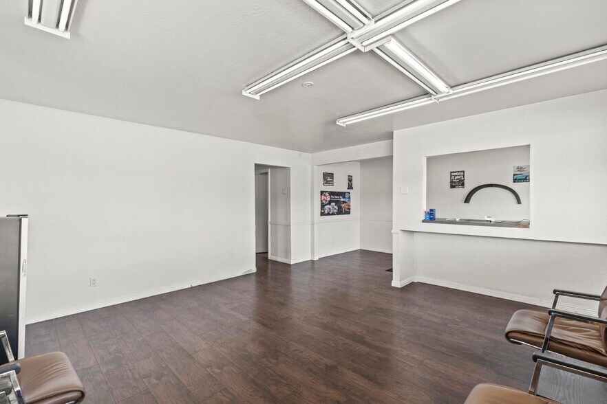 More Photos Of 7070 Old Highway 53, Clearlake Warehouse For Sale