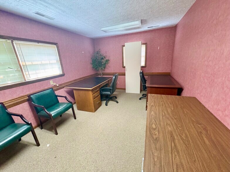 More Photos Of 1485 Commerce Park Dr, Tipp City Medical For Sale
