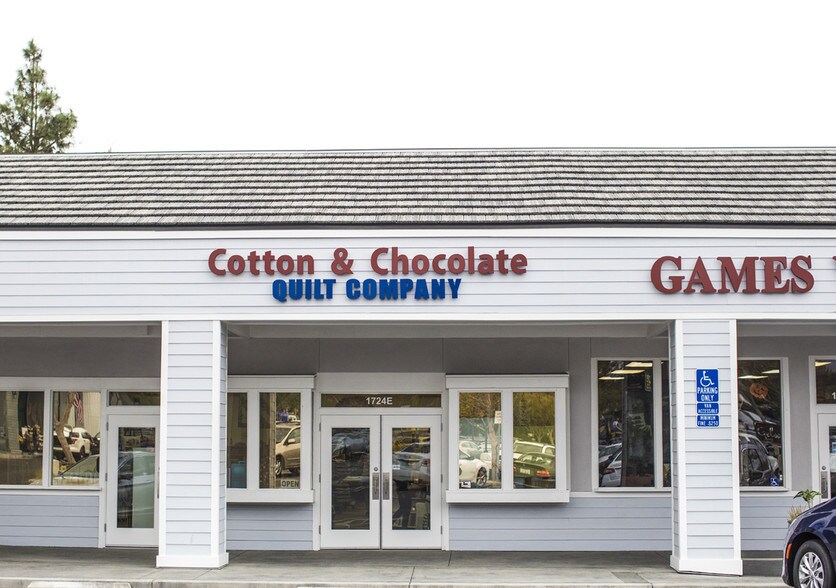 More Photos Of 1724-1772 Avenida De Los Arboles, Thousand Oaks Unknown For Lease