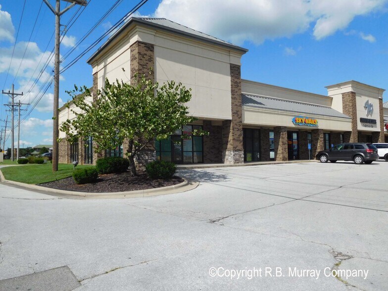 More Photos Of 3405 E Battlefield, Springfield Unknown For Lease