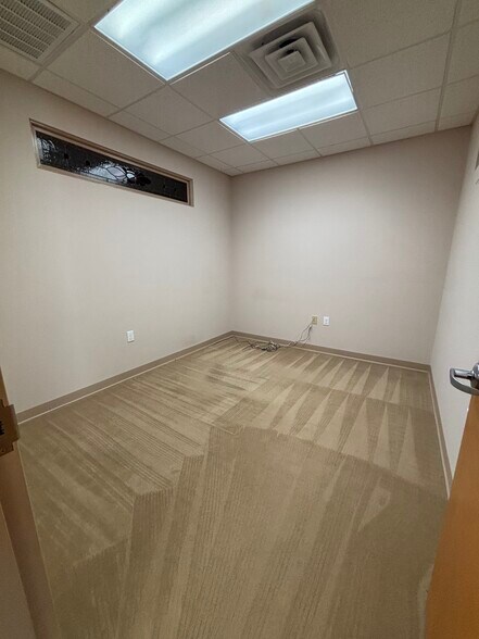 More Photos Of 10520 Ligon Mill Rd, Wake Forest Office For Lease