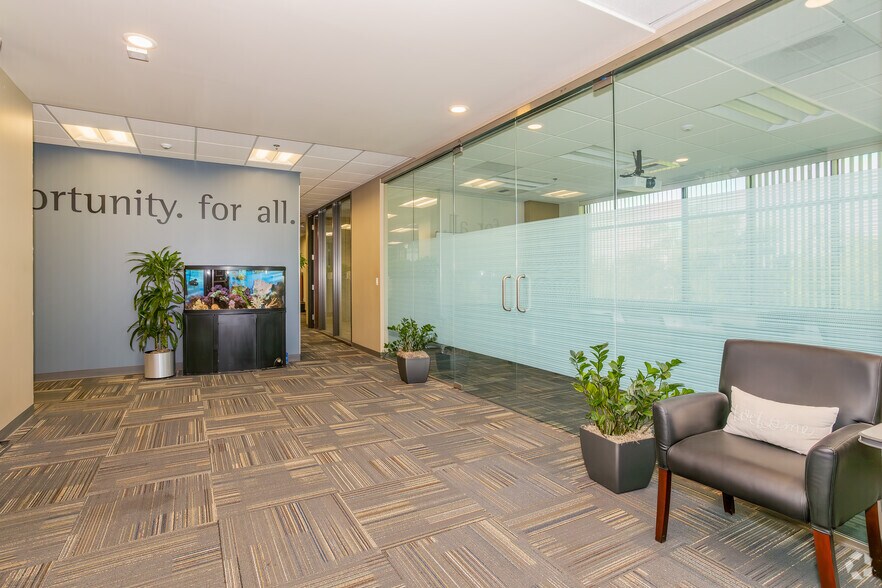 More Photos Of 193 Blue Ravine Rd, Folsom Office For Sale