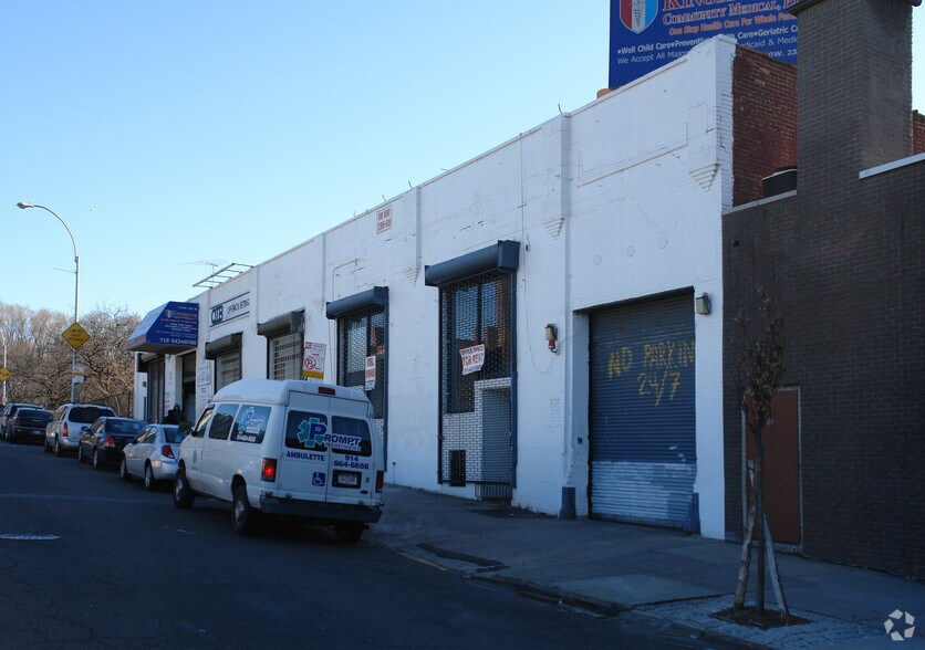 More Photos Of 5622 Broadway, Bronx Freestanding For Lease