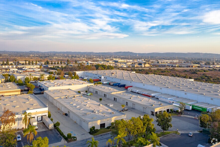 More Photos Of 5700-5760 Ayala Ave, Irwindale Warehouse For Lease