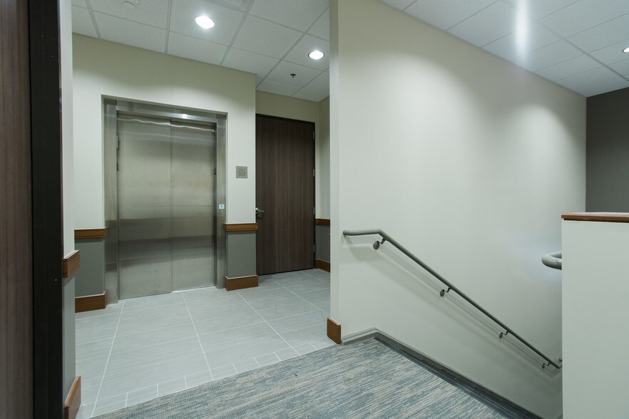 More Photos Of 3500 Ranch Road 620 S, Bee Caves Daycare Center For Sale