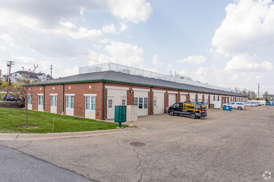 More Photos Of 100 Merchant Ln, Pittsburgh Office For Lease