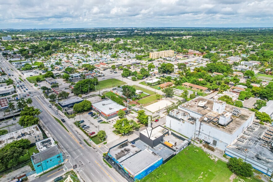 More Photos Of 7929 NE 1st Ave, Miami General Retail For Lease