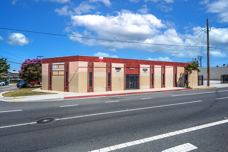 More Photos Of 12561-12563 Persing Dr, Whittier Showroom For Sale