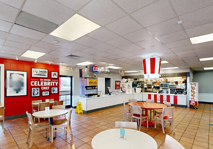 More Photos Of 1735 E Andrew Johnson Hwy, Greeneville Fast Food For Sale