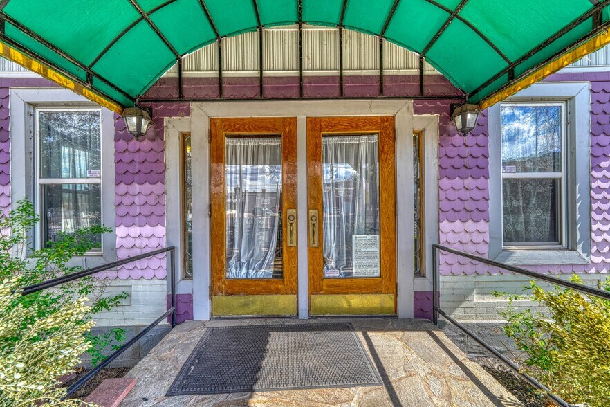 More Photos Of 512 Royal Gorge Blvd, Canon City Restaurant For Sale