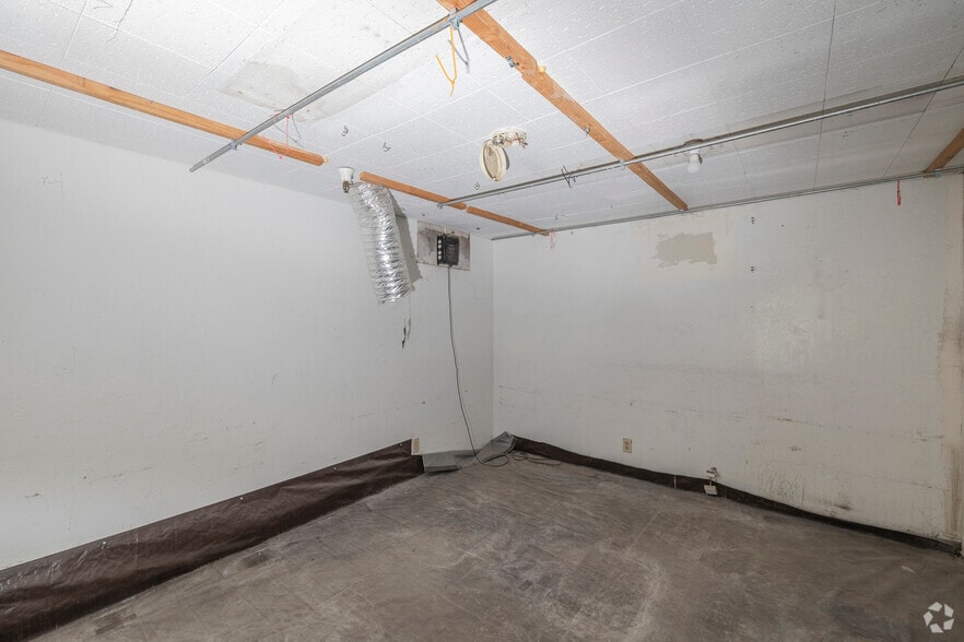 More Photos Of 962-972 87th Ave, Oakland Manufacturing For Lease