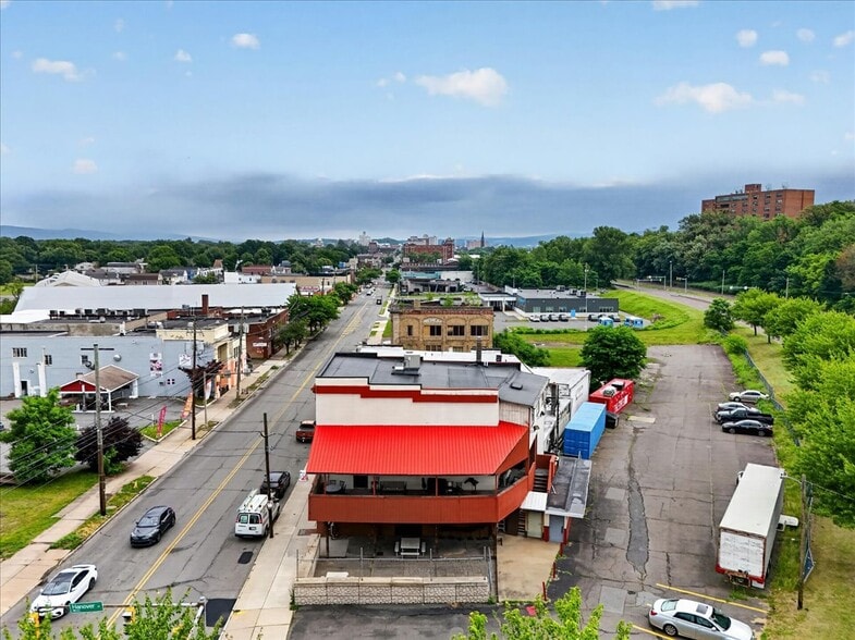 More Photos Of 650-654 S Main St, Wilkes-Barre Bar For Sale