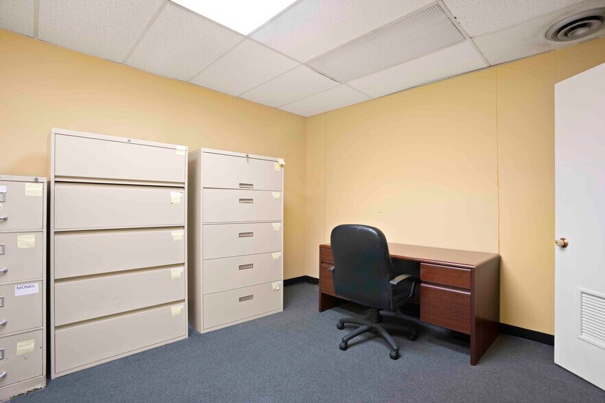 More Photos Of 78-80 Main St, Madison Office For Lease
