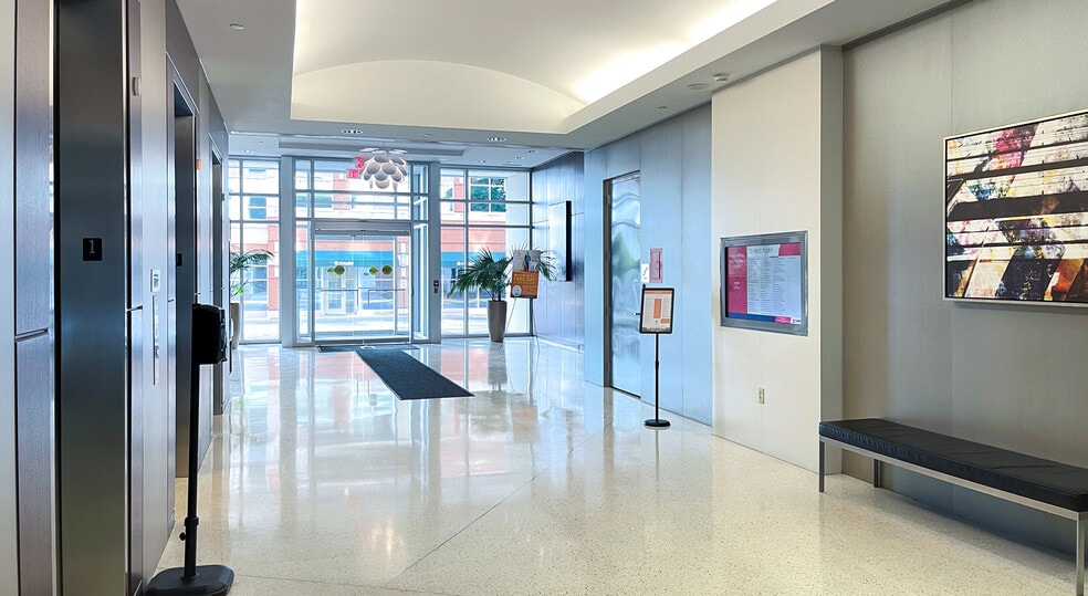 More Photos Of 283 Constitution Dr, Virginia Beach Office For Lease