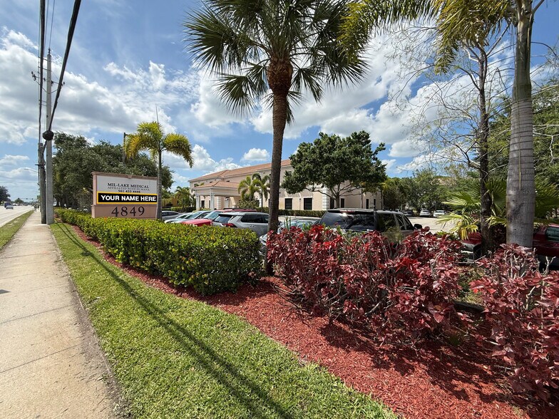 More Photos Of 4849 Lake Worth Rd, Greenacres Medical For Lease