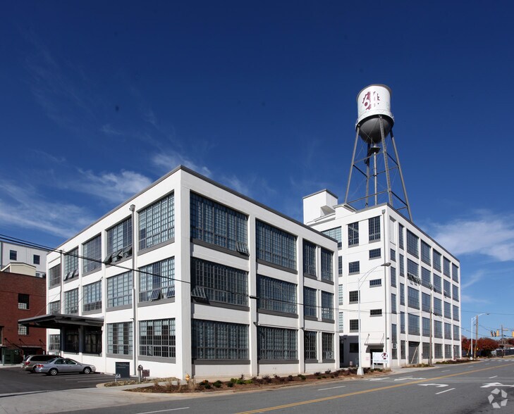 More Photos Of 575 E 4th St, Winston-Salem Apartments For Lease