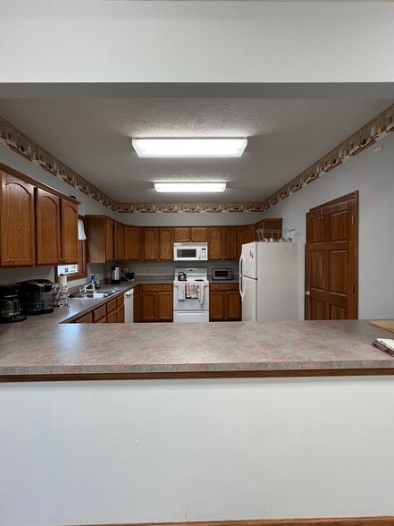 More Photos Of 5150 Moller Rd, Indianapolis Religious Facility For Sale