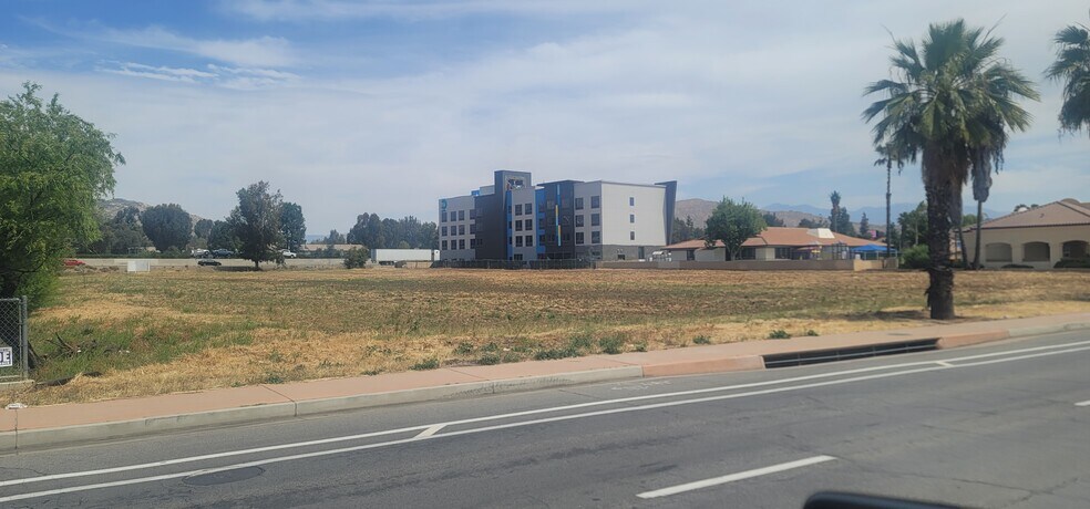 More Photos Of 23166 Sunnymead Boulevard Blvd, Moreno Valley Land For Sale