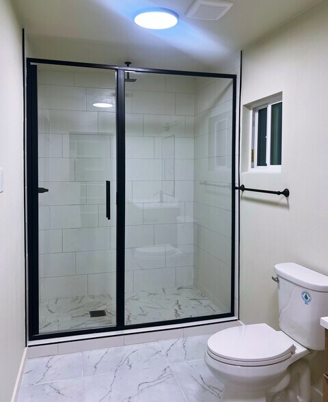 More Photos Of 7531 Wilcox Dr, El Paso Healthcare For Sale