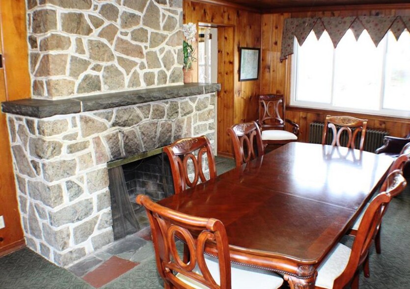 More Photos Of 129 Main, Coopersburg Office Residential For Sale