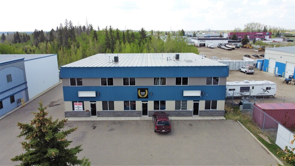 More Photos Of 8121 49 Ave Close, Red Deer Service For Sale