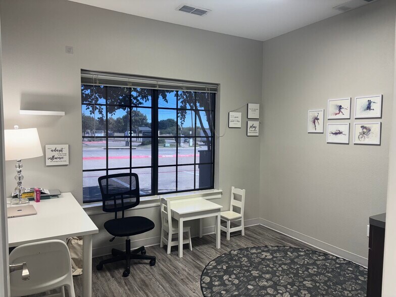 More Photos Of 649 Alsbury Blvd, Burleson Medical For Lease