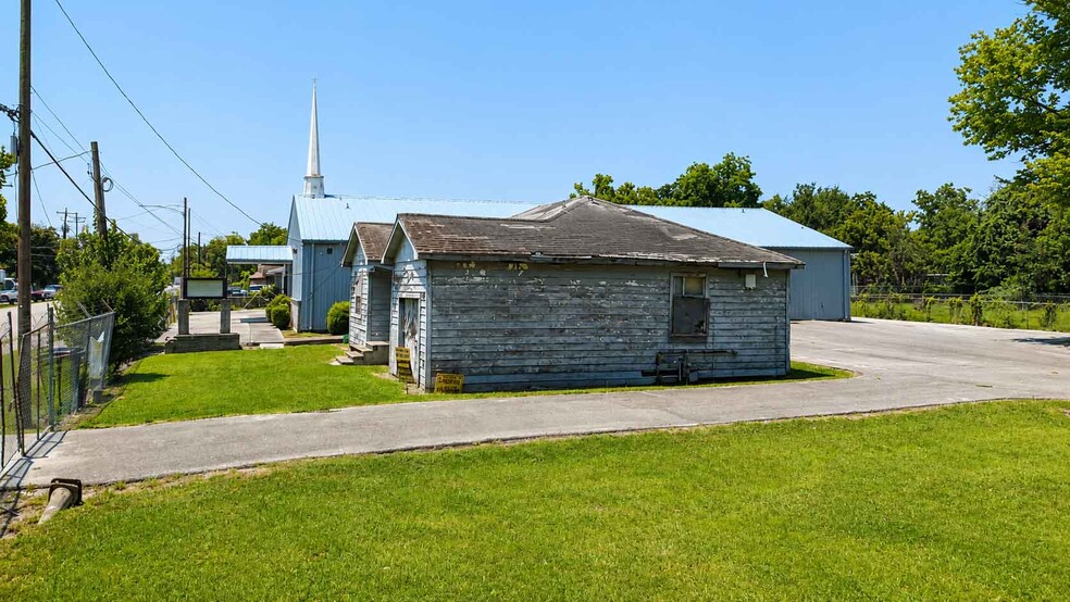 More Photos Of 3917 Wipprecht St, Houston Religious Facility For Sale
