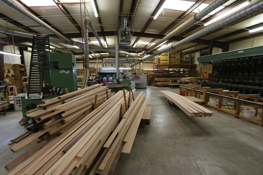 More Photos Of 263 Hightower Pky, Dawsonville Industrial For Lease