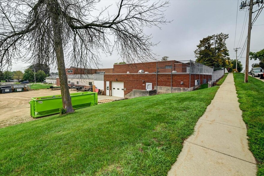 More Photos Of 520 E Holum St, Deforest Schools For Sale