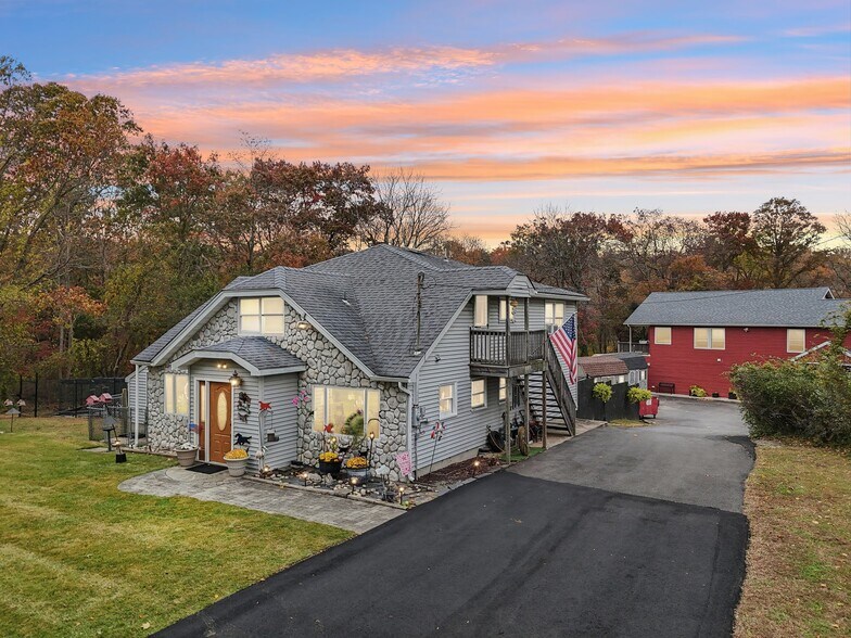 More Photos Of 170 S Hope Chapel Rd, Jackson Specialty For Sale