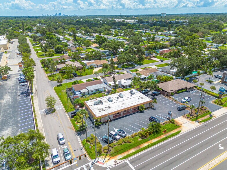 More Photos Of 1751 66th St N, Saint Petersburg Office For Sale