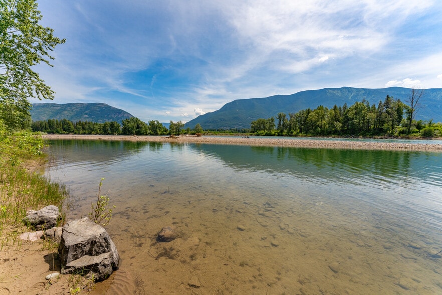 More Photos Of 659 US Highway 2 E, Columbia Falls Manufactured Housing Mobile Home Park For Sale