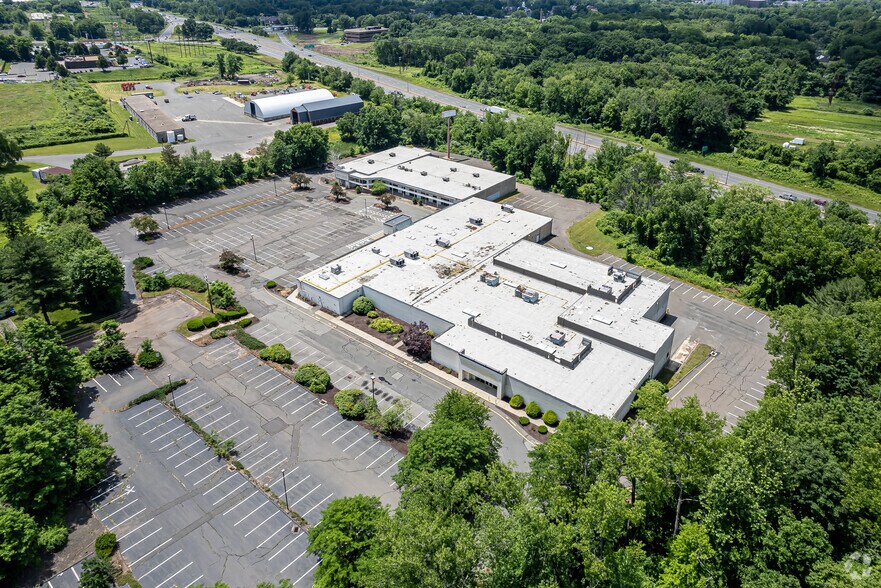 More Photos Of 10 Prospect Hill Ter, East Windsor General Retail For Sale