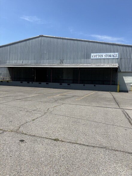 More Photos Of 701 Xavier St, Alexandria Warehouse For Lease