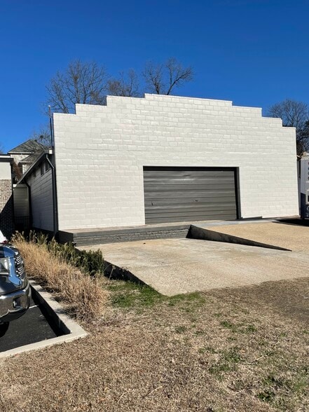 More Photos Of 2320 Wayne St, Columbia Warehouse For Lease