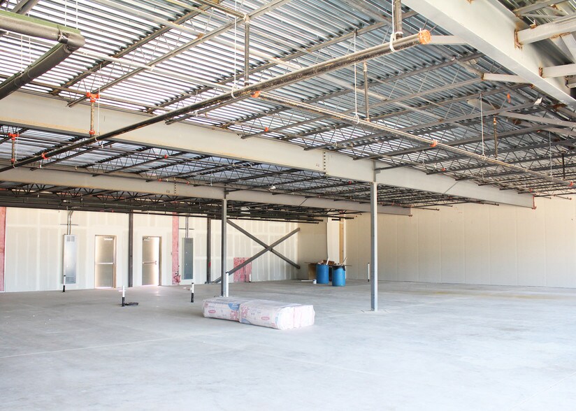 More Photos Of 2451 Stone Myers Pky, Grapevine Office For Lease