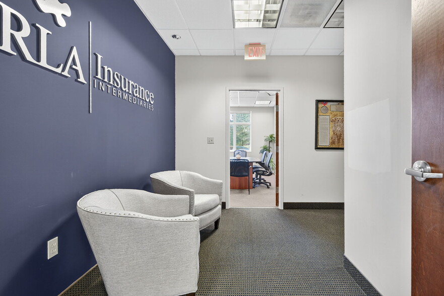 More Photos Of 46165 Westlake Dr, Sterling Medical For Sale