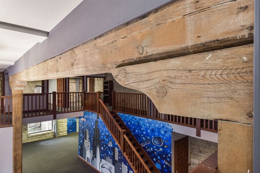 More Photos Of 30 S Shumway Ave, Batavia Office For Sale