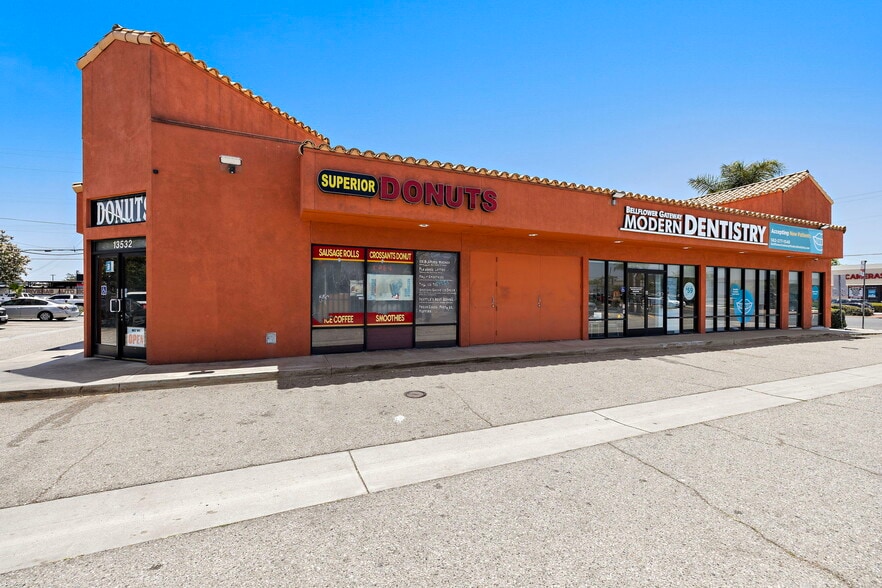 More Photos Of 13528-13542 Lakewood Blvd, Bellflower Freestanding For Sale