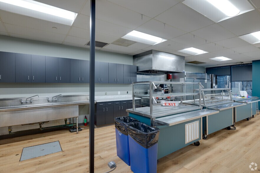 More Photos Of 120 Mountainview Blvd, Basking Ridge Office For Sale